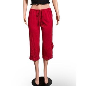 Pulp women's mid-rise red drawstring cargo crop capris L